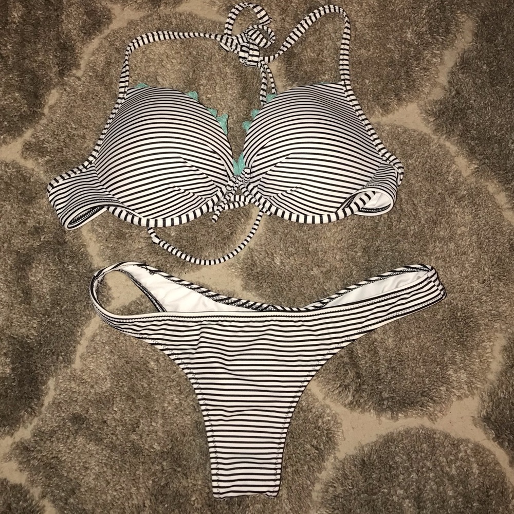 Victoria’s Secret Bikini